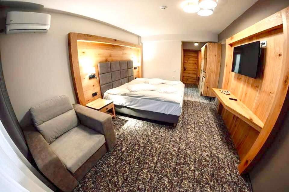 Popasul Domnesc- Resort& Spa- Voronet Vue Экстерьер фото